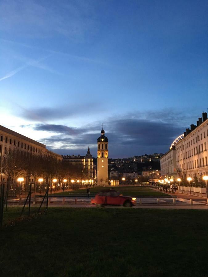 Mon Appart A Villon-Monplaisir Lyon Exterior foto
